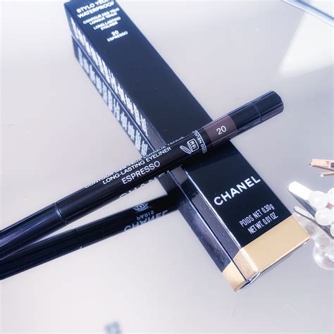 chanel waterproof eyeliner pen.